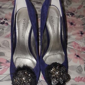 Blue  velvet heels with black  decoration